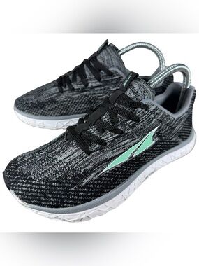 Altra Escalante 2 Women's Size 6 Running Shoes Gray Black Foot Shape